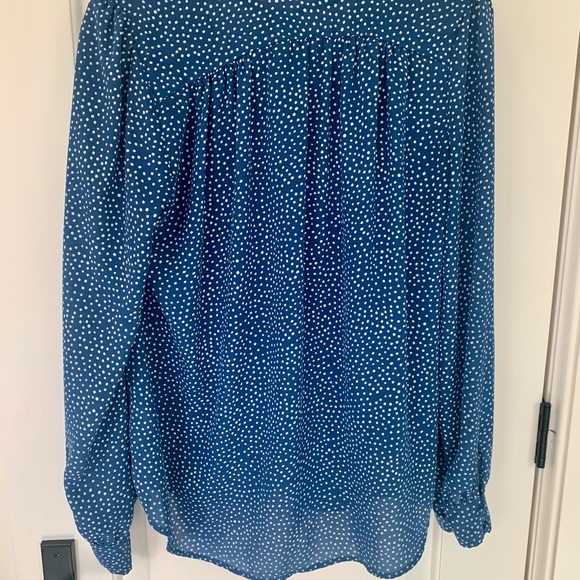 Lulu’s Tie Neck Blouse - Picture 4 of 4